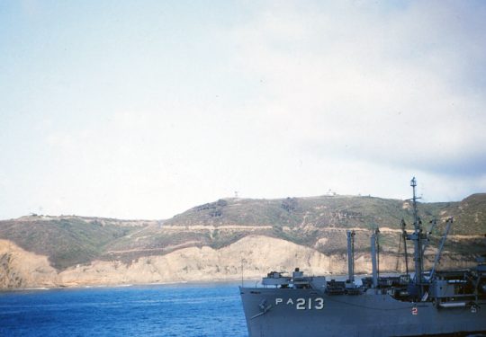 USA Korea-Krieg / Korea War – USMC United States Marine Corps 1st MARINE DIVISION - APA LPA 213 USS MOUNTRAIL