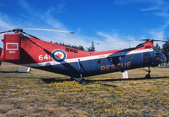 RCAF Royal Canadian Air Force Piasecki CH-125 / H-21A