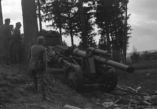 Wehrmacht Heer Schwere Feldhaubitze sFH 18 15 cm & Sd.Kfz 7 Halbkettenfahrzeug