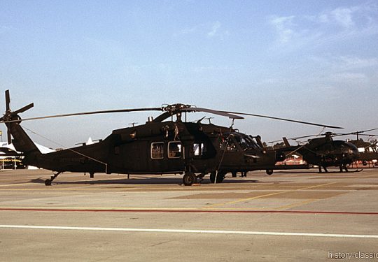 US ARMY / United States Army Sikorsky UH-60L Black Hawk