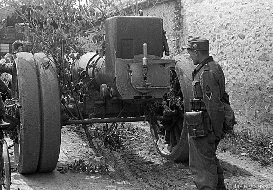 Wehrmacht Heer Schwere Feldkanone Canon de 220 L Schneider modèle 1917 220 mm - Beutegeschütz