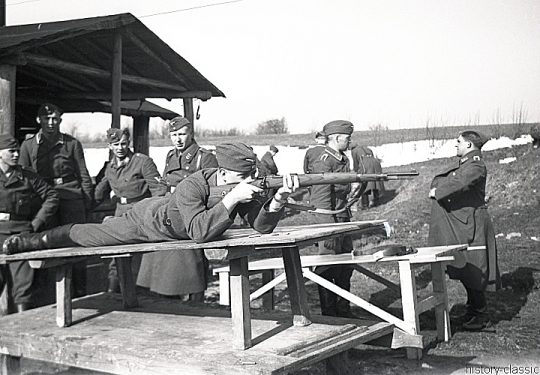 Wehrmacht Luftwaffe Ausbildung Soldaten - German Air Force Training / Military School