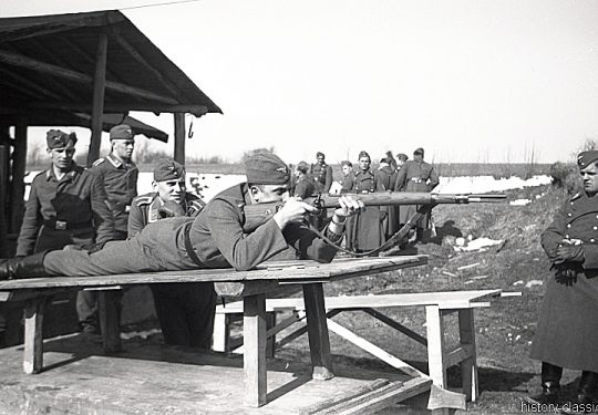Wehrmacht Luftwaffe Ausbildung Soldaten - German Air Force Training / Military School