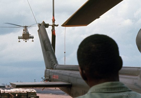 USA Vietnam-Krieg / Vietnam War - Bearcat Base - USMC United States Marine Corps Boeing-Vertol CH-46D