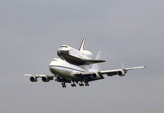 NASA Space Shuttle & Shuttle Carrier Aircraft SCA Boeing 747