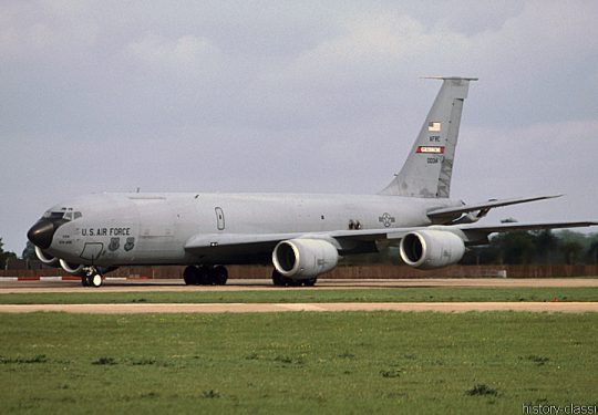 USAF United States Air Force Boeing KC-135R Stratotanker 
