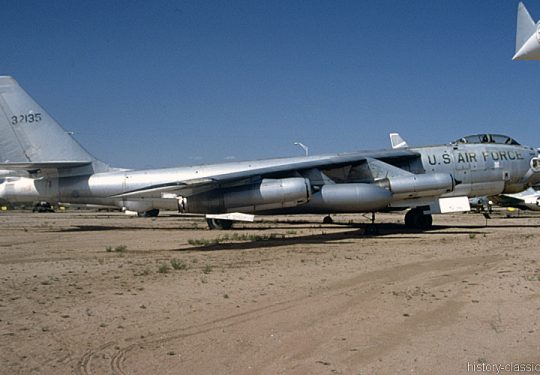 USAF United States Air Force Boeing EB-47E Stratojet
