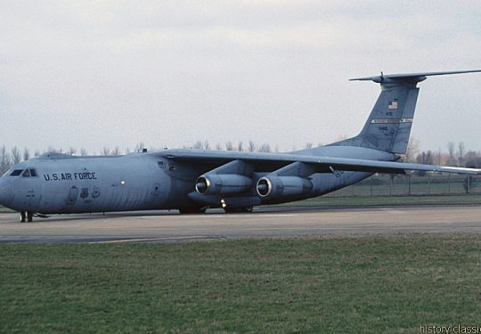 USAF United States Air Force Lockheed C-141C Starlifter 