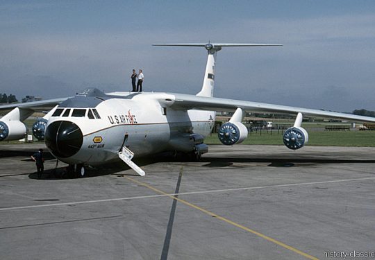 USAF United States Air Force Lockheed C-141B Starlifter 