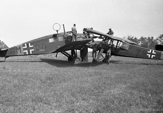 Wehrmacht Luftwaffe Fieseler Fi 156 Storch & Junkers W 34