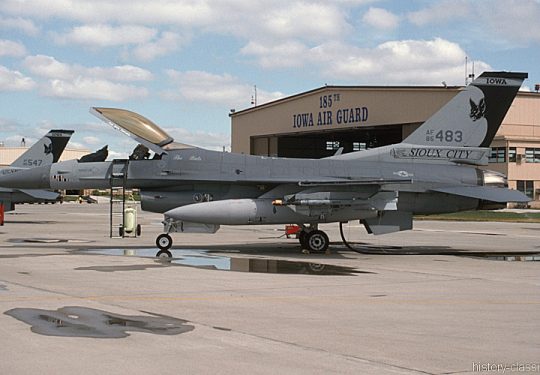 USAF United States Air Force General Dynamics F-16C Fighting Falcon