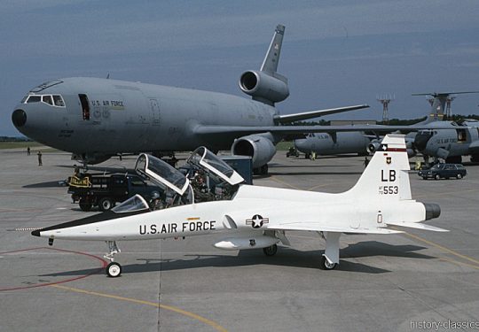 USAF United States Air Force McDonnell Douglas KC-10 Extender 