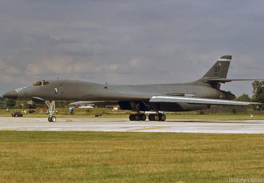 USAF United States Air Force Rockwell B-1B Lancer - Iron Butterfly / Low Level Devil 86-0101