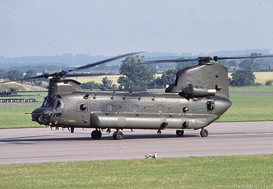 ROYAL AIR FORCE Boeing CH-47D Chinook HC6A