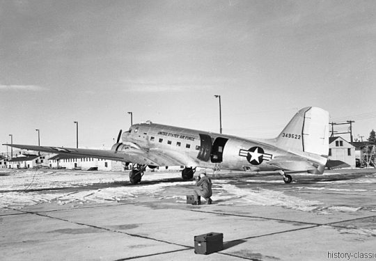 USAF United States Air Force Douglas C-47 Skytrain
