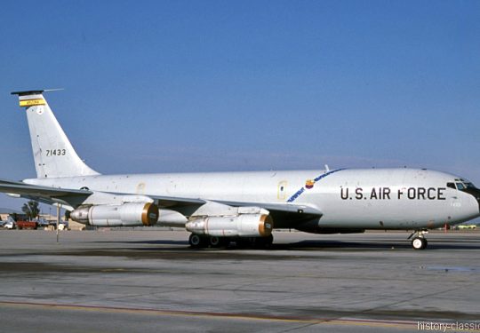 USAF United States Air Force Boeing KC-135E Stratotanker