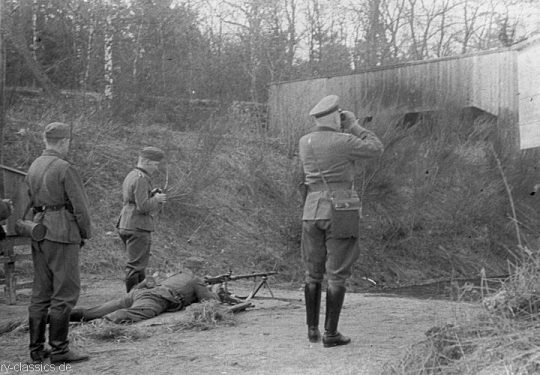 Wehrmacht Heer Ausbildung – Artillerie Regiment 39 - Schießstand