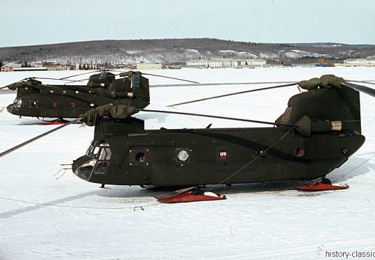 US ARMY / United States Army  Boeing CH-47 Chinook
