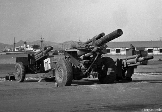 US ARMY / United States Army Schwere Feldhaubitze M114 - M1 155 mm / Heavy Howitzer M114 - M1 6.1 Inch - Pusan South Korea 1955