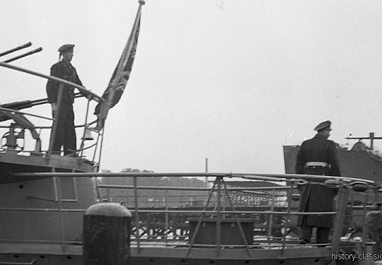 Wehrmacht Kriegsmarine U-Boot des Typs VII C - Indienststellung U 1058