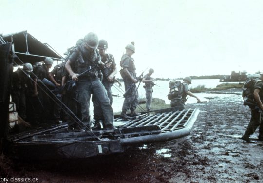 USA Vietnam-Krieg / Vietnam War - ATC Armored Troop Carrier / Tango-Boat