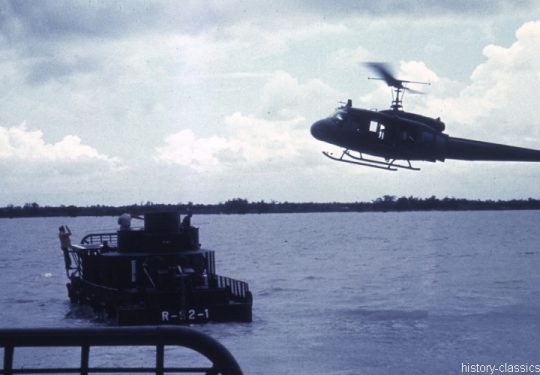 USA Vietnam-Krieg / Vietnam War - ATC(H) Armored Troop Carrier Helicopter / Tango-Boat