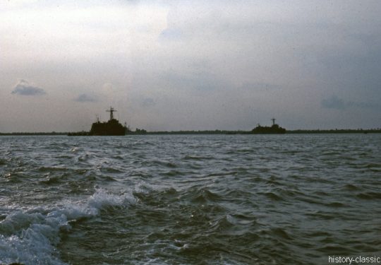 USA Vietnam-Krieg / Vietnam War - Wohnschiff / Barracks Ship - USS Benewah APB-35