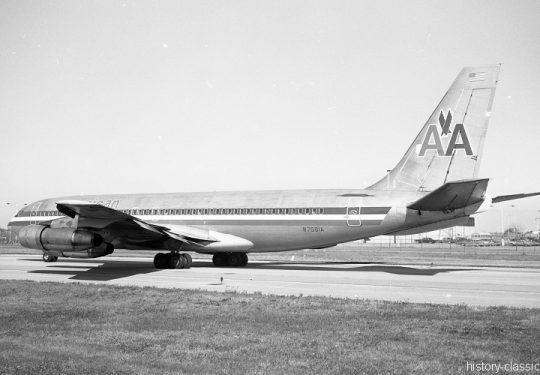 American Airlines Boeing 707-123B