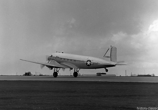 USAF United States Air Force Douglas VC-47D Skytrain