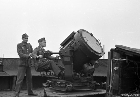 Wehrmacht Luftwaffe FLAK-Scheinwerfer / Flakscheinwerfer / Flak-Sw 36 60 cm