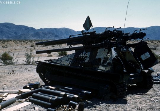USMC United States Marine Corps leichtes Panzerabwehrfahrzeug / Light Armored Tracked Anti-Tank Vehicle M50 Ontos