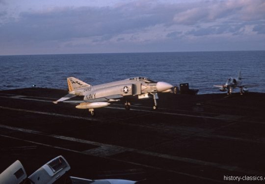 US NAVY / United States Navy Douglas A4D-2N (A-4C) Skyhawk - USS America CV-66
