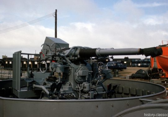 Flugabwehrkanone USA Bofors 40 mm / Anti Aircraft Twin Gun