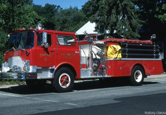 USA US-Fire Truck MACK CF Model Pumper