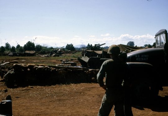 US ARMY / United States Army Selbstfahrgeschütz (Selbstfahrlafette) M110 203 mm / Self-Propelled Gun M110 8 Inch - Vietnam-Krieg / Vietnam War