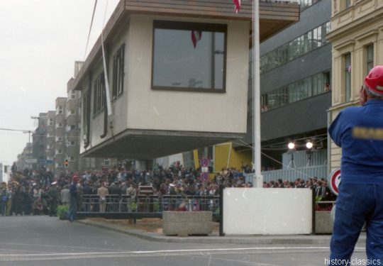 Grenzübergang Berlin Checkpoint Charlie - 1990