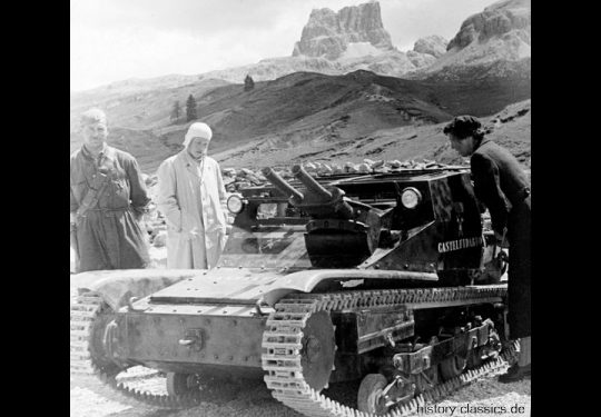 Italienes Heer Leichter Panzer / Esercito Italiano Carro Veloce CV-35  L3/35