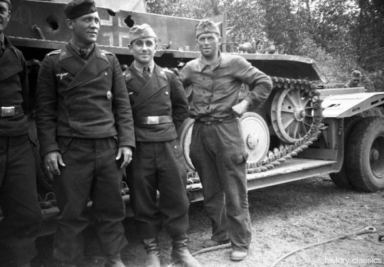 Wehrmacht Heer Sonderanhänger Sd.Anh. 115 & Panzerkampfwagen II PzKpfw II Panzer II Ausf. C