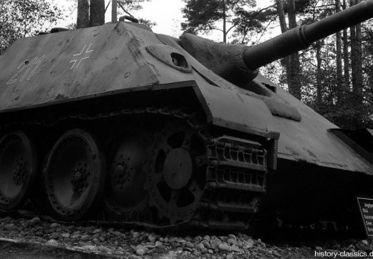 Wehrmacht Heer Jagdpanzer V Jagdpanther Ausf. G1 Spät / Late - 211