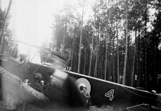 ROYAL AIR FORCE Handley Page O/400 Bomber - Crashed Biplane Bomber / Plane